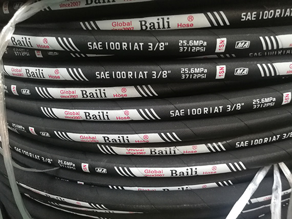 SAE 100 R1 AT / DIN EN 853 1SN